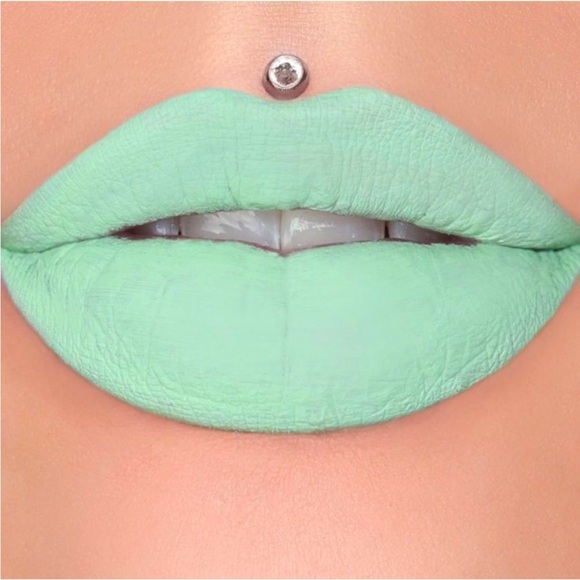 *Final Price* Jeffree Star Mint Green Velour Liquid Lipstick High Society NIB - Picture 1 of 4